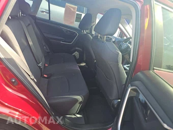 2019 Toyota RAV4 LE – miniatura 16