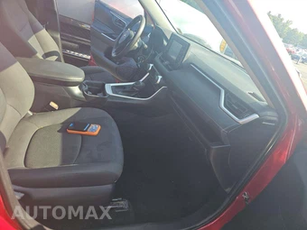 2019 Toyota RAV4 LE – miniatura 18
