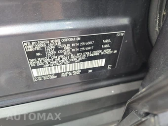 2019 Toyota RAV4 LE - miniatura 14