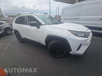 2019 Toyota RAV4 LE - miniatura 4