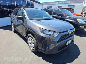 2019 Toyota RAV4 LE - miniatura 4