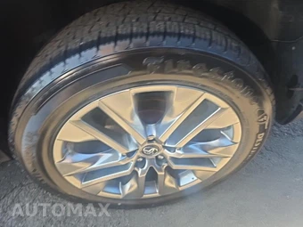 2019 Toyota RAV4 Limited - miniatura 11