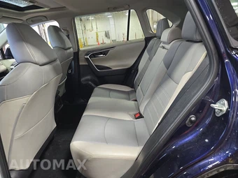 2019 Toyota RAV4 Limited – miniatura 13