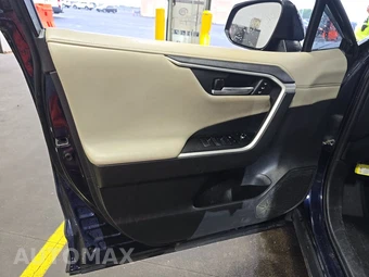 2019 Toyota RAV4 Limited – miniatura 9
