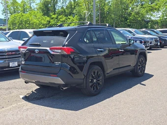 2019 Toyota RAV4 Limited - miniatura 3