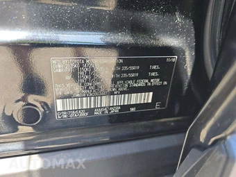 2019 Toyota RAV4 Limited - miniatura 5