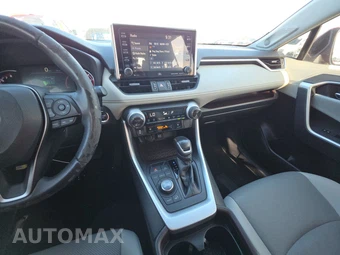 2019 Toyota RAV4 Limited - miniatura 11
