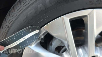 2019 Toyota RAV4 Limited - miniatura 22