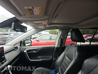2019 Toyota RAV4 Limited - miniatura 17