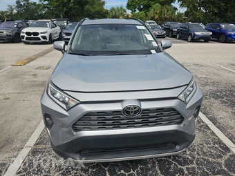 2019 Toyota RAV4 Limited - miniatura 2