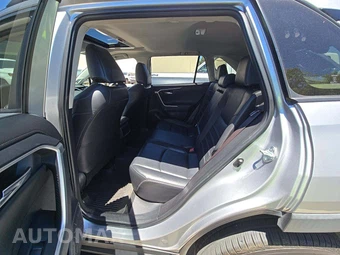 2019 Toyota RAV4 Limited - miniatura 10