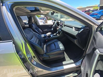 2019 Toyota RAV4 Limited - miniatura 15