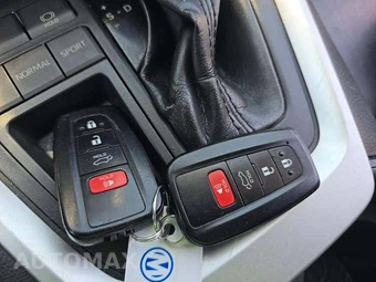 2019 Toyota RAV4 Limited - miniatura 5
