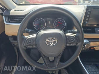 2019 Toyota RAV4 XLE - miniatura 10
