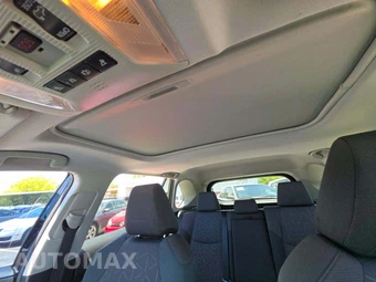 2019 Toyota RAV4 XLE – miniatura 11