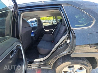 2019 Toyota RAV4 XLE – miniatura 13
