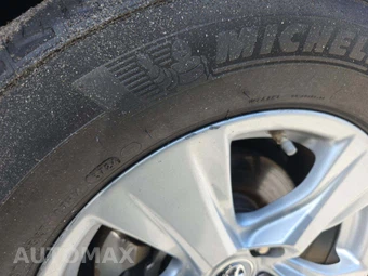 2019 Toyota RAV4 XLE – miniatura 24