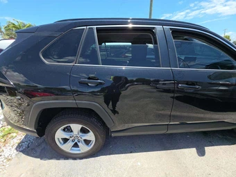 2019 Toyota RAV4 XLE – miniatura 28