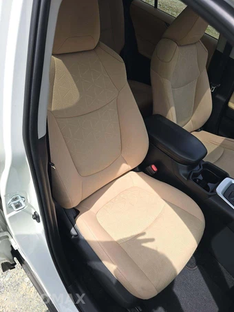 2019 Toyota RAV4 XLE - miniatura 18