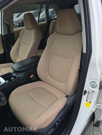 2019 Toyota RAV4 XLE - miniatura 6