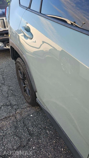 2019 Toyota RAV4 XLE – miniatura 28