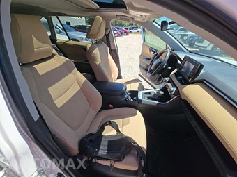 2019 Toyota RAV4 XLE - miniatura 18