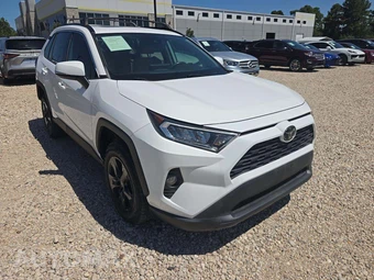 2019 Toyota RAV4 XLE - miniatura 4