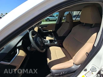 2019 Toyota RAV4 XLE - miniatura 6