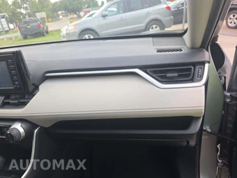 2019 Toyota RAV4 XLE – miniatura 16