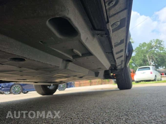 2019 Toyota RAV4 XLE – miniatura 4