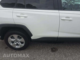 2019 Toyota RAV4 XLE – miniatura 26