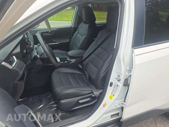 2019 Toyota RAV4 XLE – miniatura 6