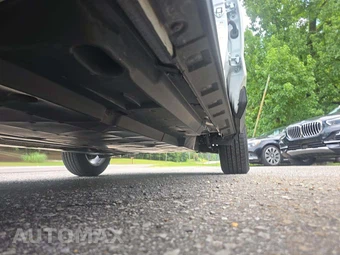 2019 Toyota RAV4 XLE – miniatura 7