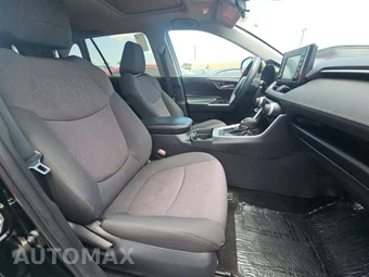 2019 Toyota RAV4 XLE – miniatura 8