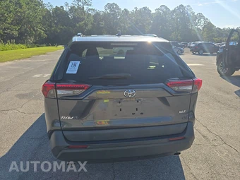 2019 Toyota RAV4 XLE - miniatura 5