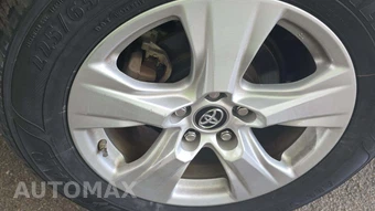 2019 Toyota RAV4 XLE - miniatura 32