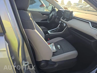 2019 Toyota RAV4 XLE - miniatura 8
