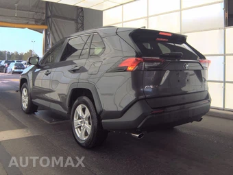 2019 Toyota RAV4 XLE - miniatura 6