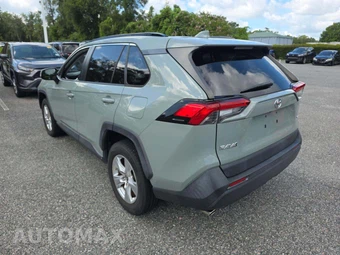 2019 Toyota RAV4 XLE - miniatura 2