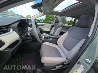2019 Toyota RAV4 XLE - miniatura 6