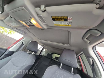 2019 Toyota RAV4 XLE - miniatura 8