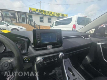 2019 Toyota RAV4 XLE – miniatura 10