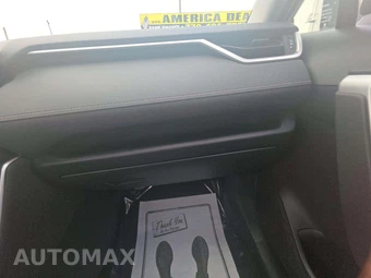 2019 Toyota RAV4 XLE – miniatura 19