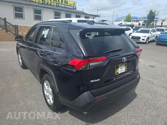 2019 Toyota RAV4 XLE – miniatura 2