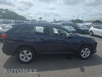 2019 Toyota RAV4 XLE – miniatura 4