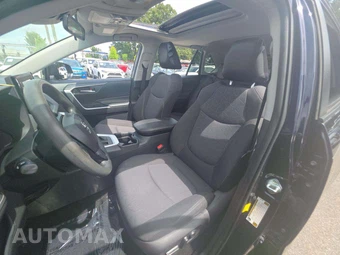 2019 Toyota RAV4 XLE – miniatura 6