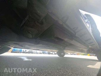 2019 Toyota RAV4 XLE – miniatura 7