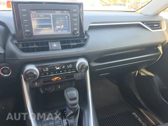 2019 Toyota RAV4 XLE - miniatura 11