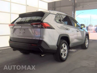 2019 Toyota RAV4 XLE - miniatura 4