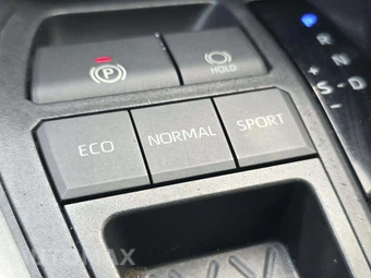 2019 Toyota RAV4 XLE - miniatura 35